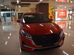 DFSK 500  1.5 78KW AUTOMATIC CVT