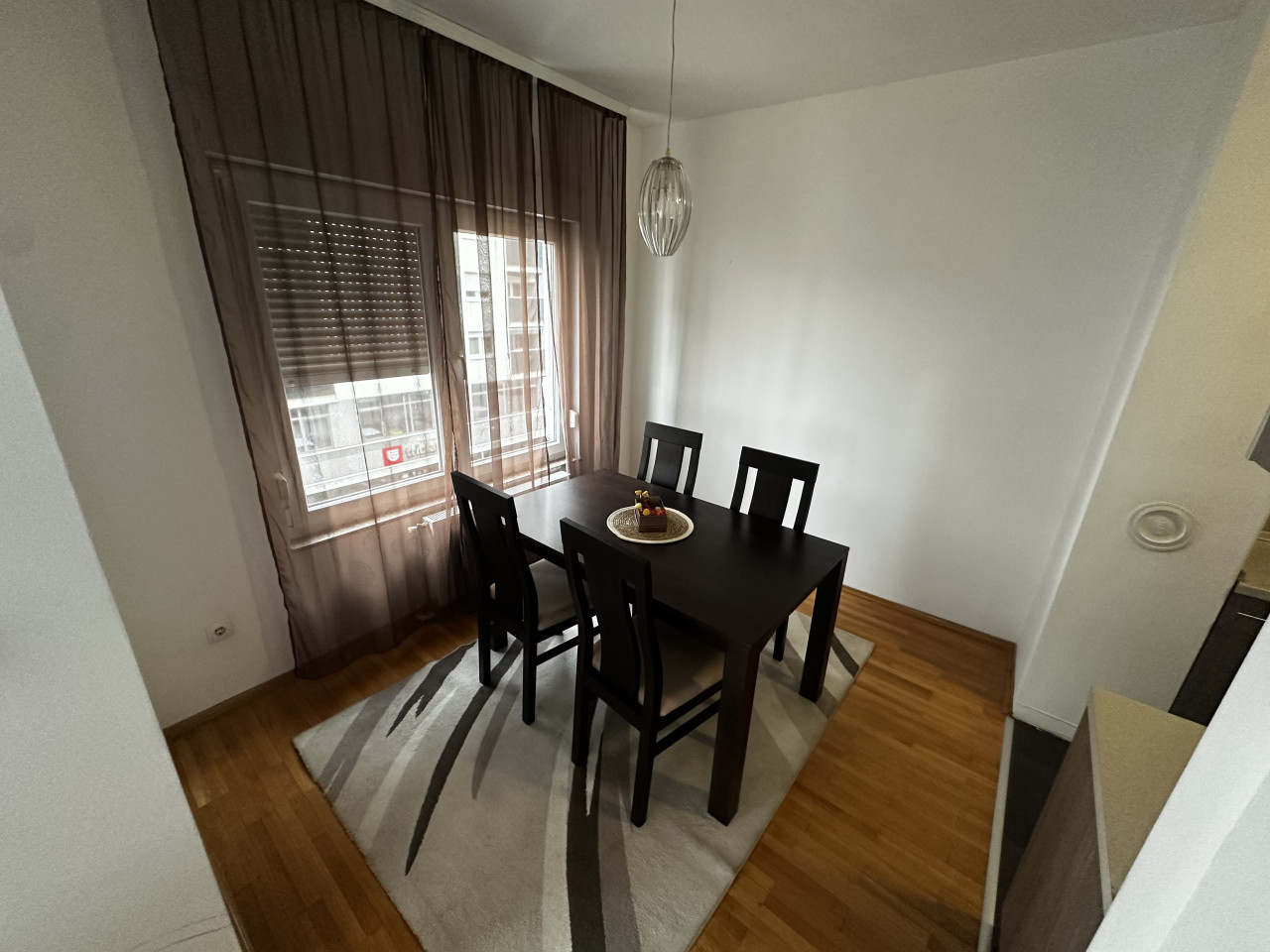 Trosoban stan kod Everesta sa garažom - 77 m2 7