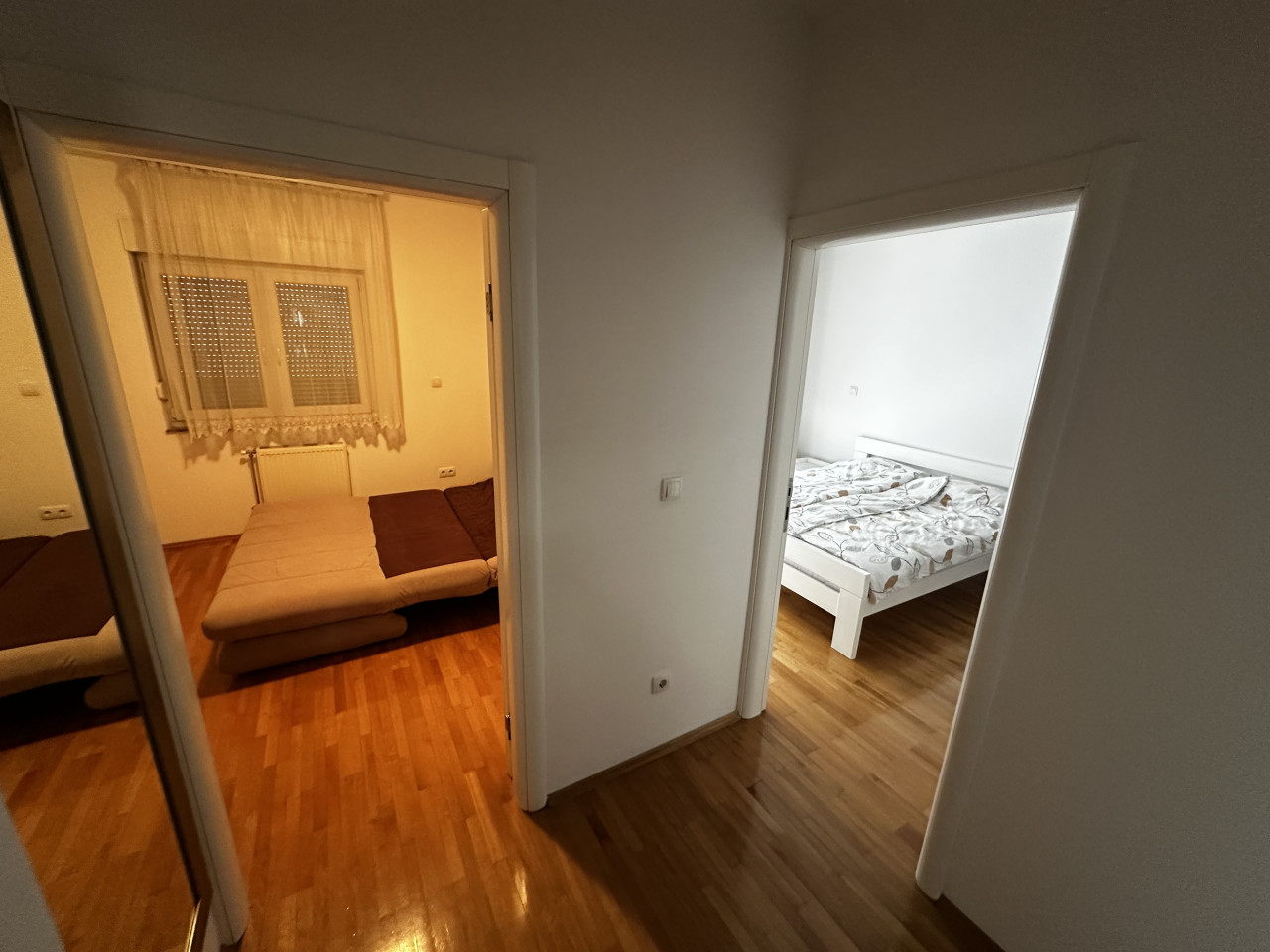 Trosoban stan kod Everesta sa garažom - 77 m2 15