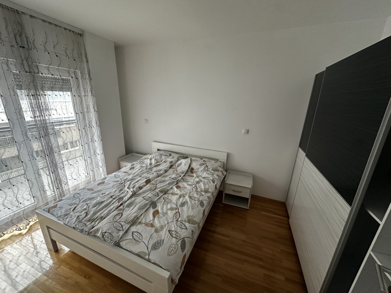 Trosoban stan kod Everesta sa garažom - 77 m2 16
