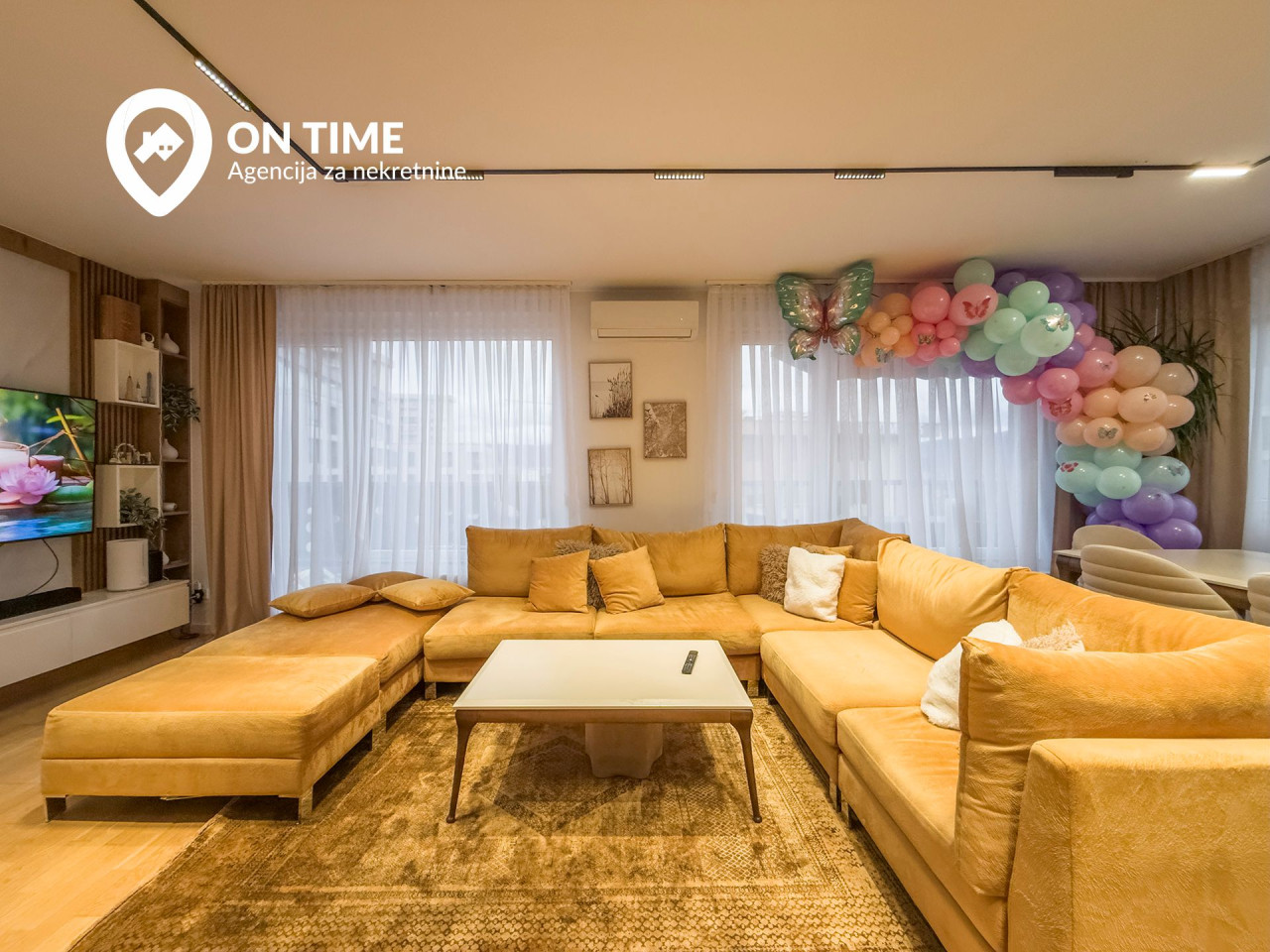 ON TIME prodaje: Četvorosoban Stan Sarajevo, Bulevar 8