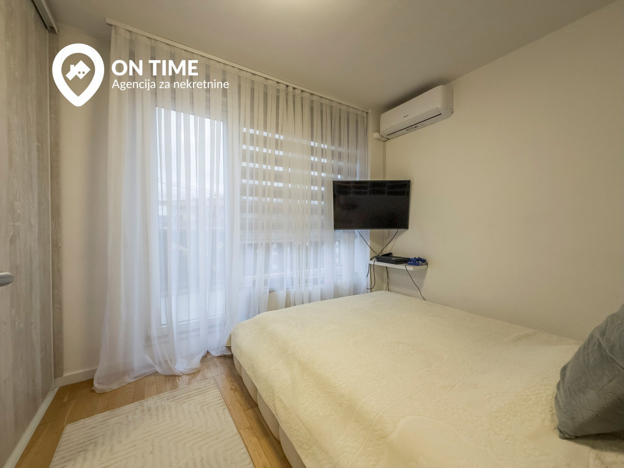 ON TIME prodaje: Četvorosoban Stan Sarajevo, Bulevar 12