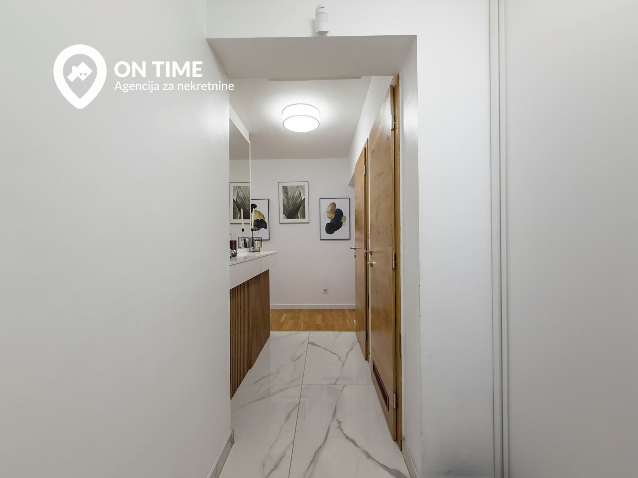 ON TIME prodaje: Četvorosoban Stan Sarajevo, Bulevar 16