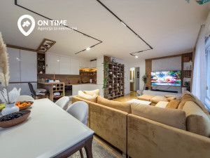 ON TIME prodaje: Četvorosoban Stan Sarajevo, Bulevar