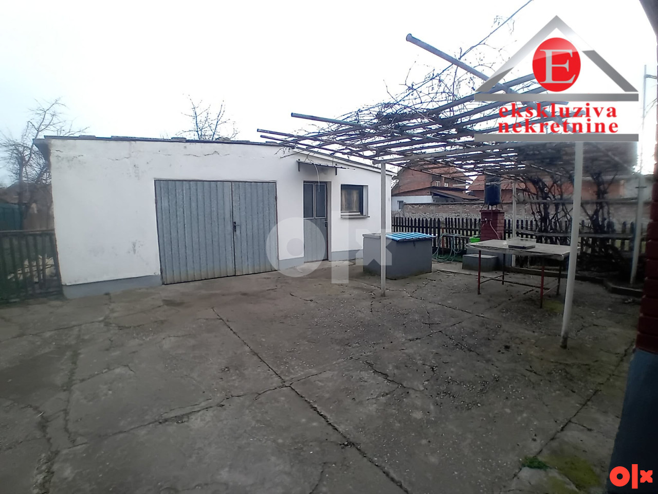Kuća na glavnom putu na placu 941 m² ID 4185/DŠ – pohled 4