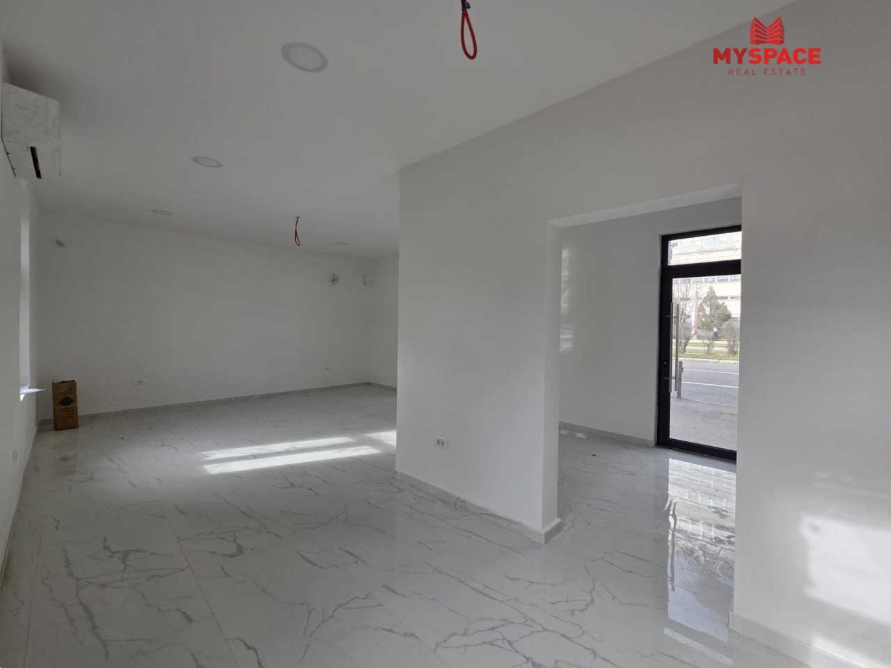 MY SPACE/ Poslovi prostor/ Socijalno/ RENOVIRAN/ 42 m2 10