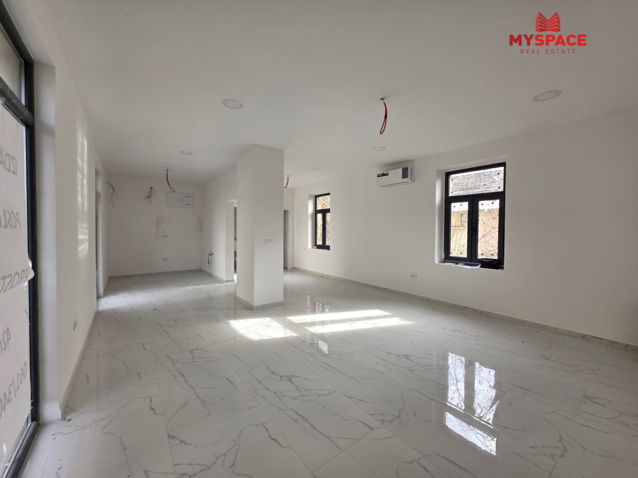 MY SPACE/ Poslovi prostor/ Socijalno/ RENOVIRAN/ 42 m2 12