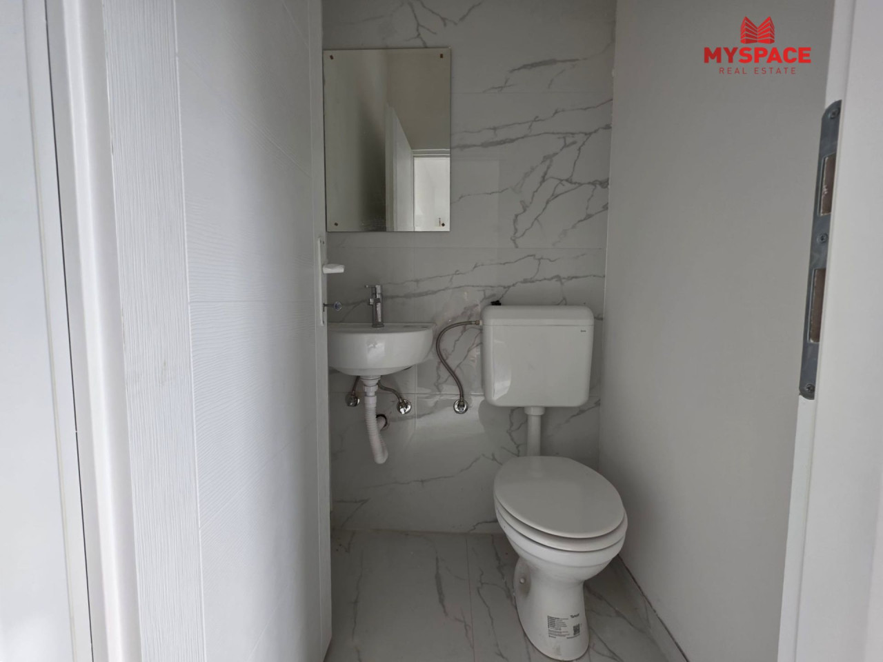 MY SPACE/ Poslovi prostor/ Socijalno/ RENOVIRAN/ 42 m2 5