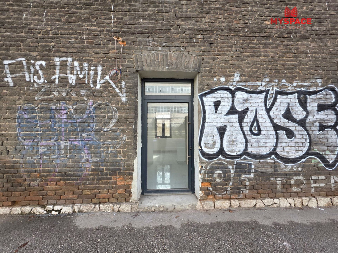 MY SPACE/ Poslovi prostor/ Socijalno/ RENOVIRAN/ 42 m2 7