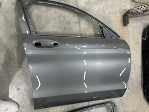 Mercedes w253 glc coupe prednja desna vrata