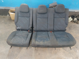 Peugeot Partner 2011 zadnja sjedišta