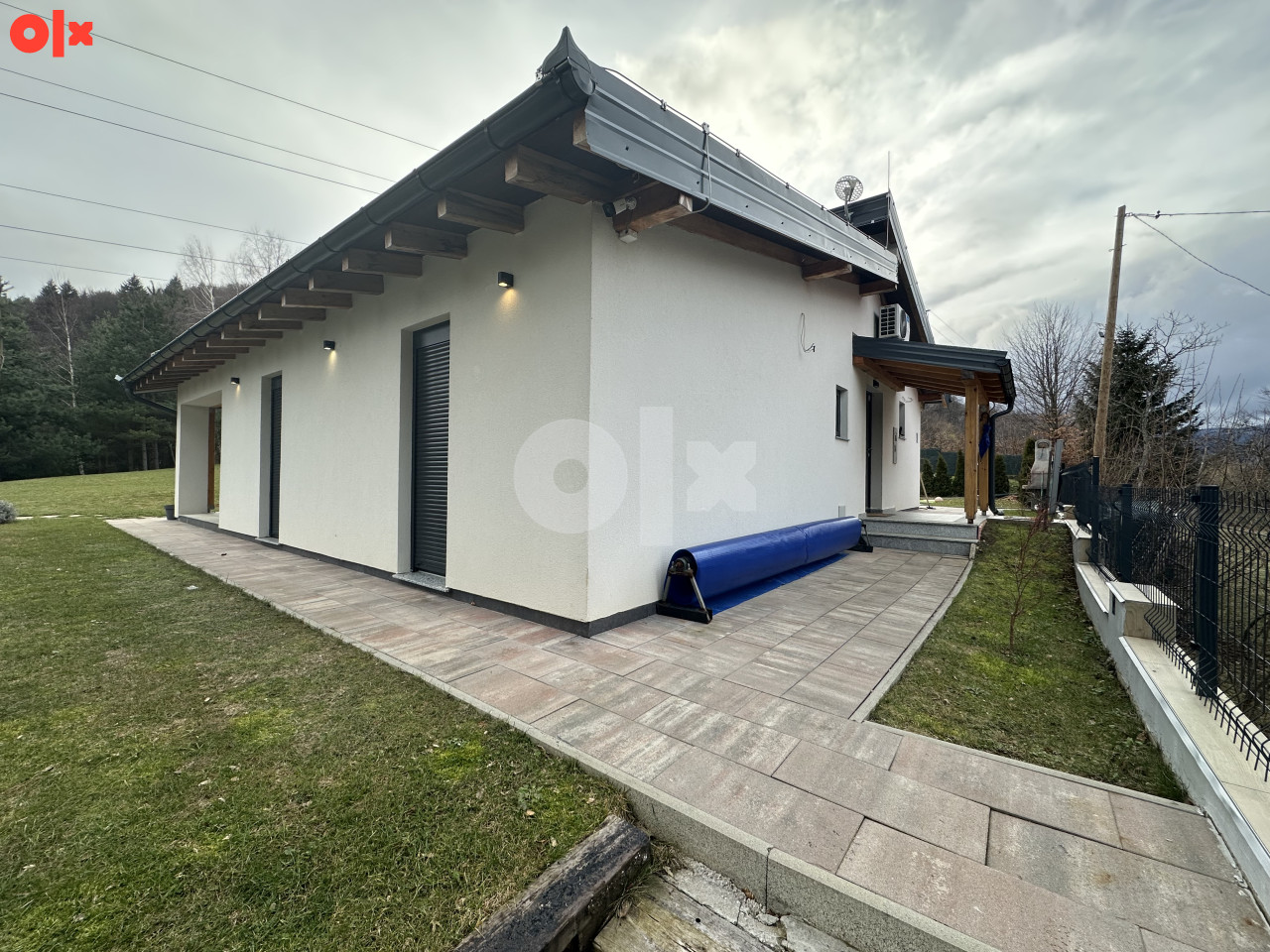 Prodaja Kuće s bazenom Hadžići 19