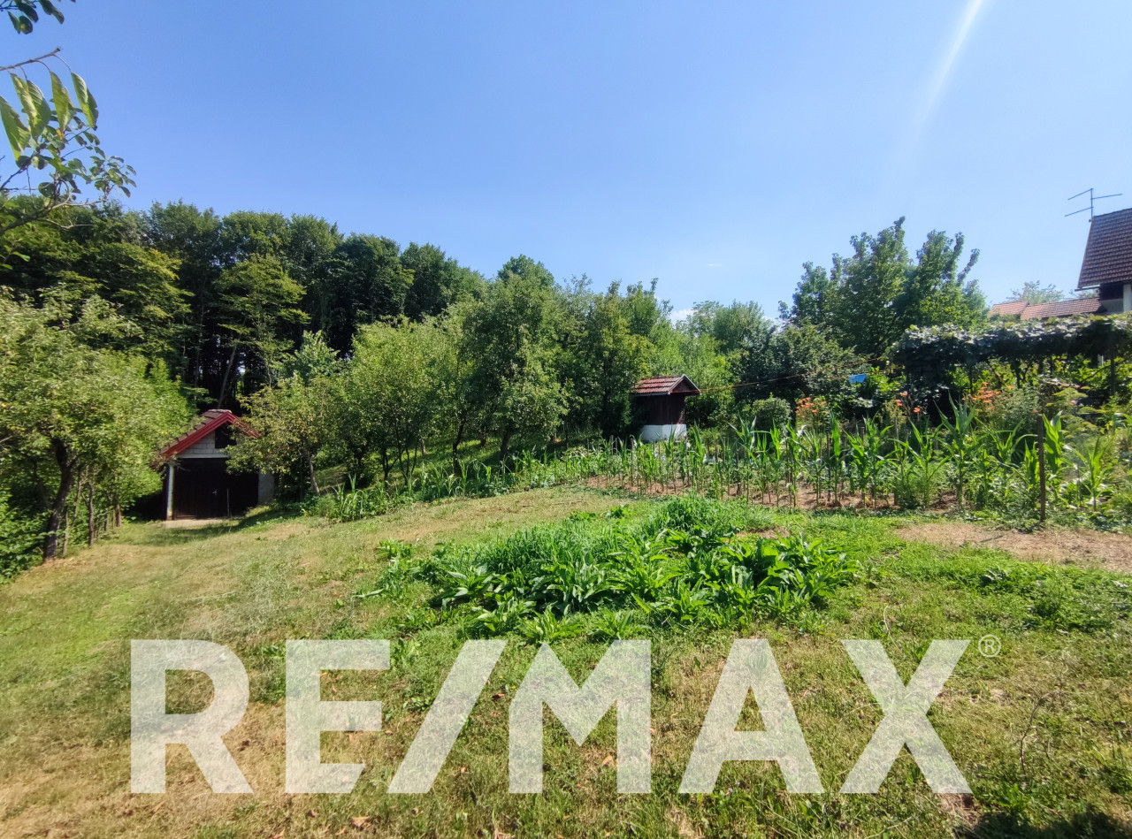 Vikendica u Prijakovcima, plac 1083 m², garaža – pohled 4