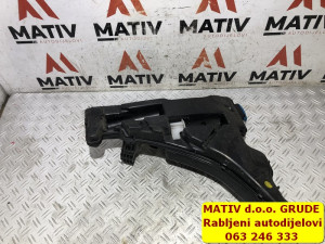 Posuda vode za brisače Audi A4 B9 8W 2019 8W0955451L