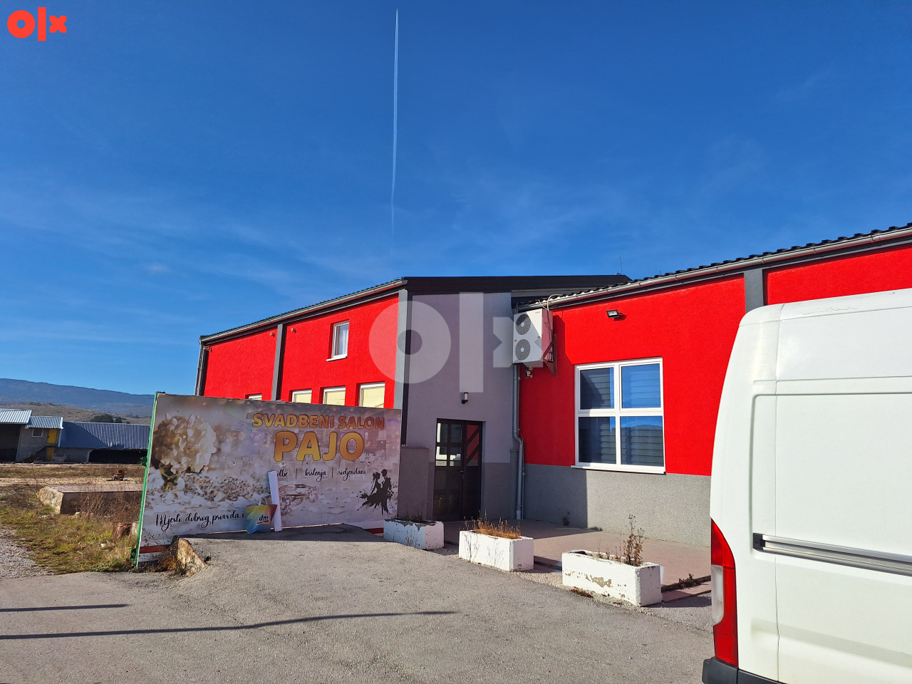 Pilana, skladište, svadbeni salon i stambeni objekat na Sokocu 8