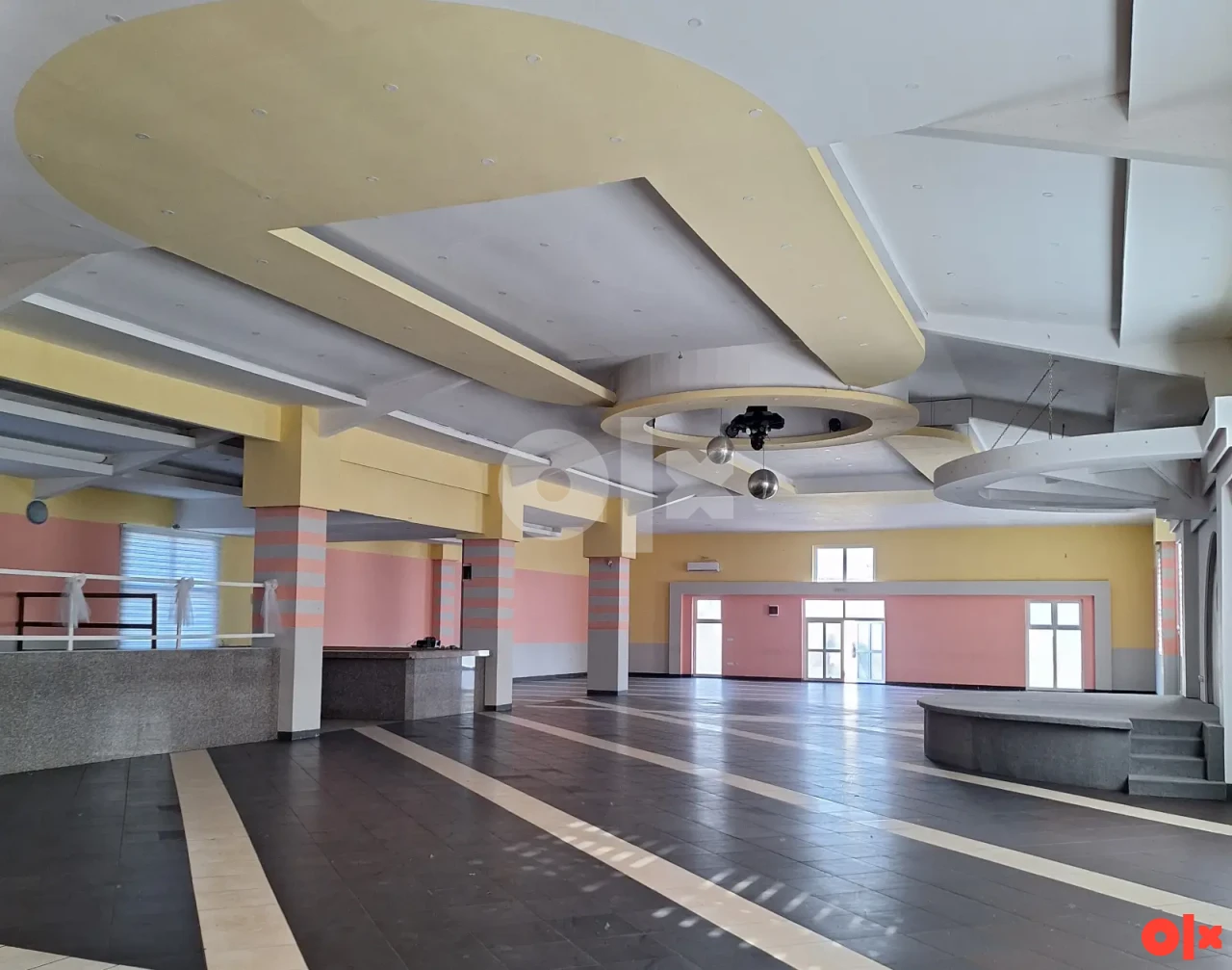 Pilana, skladište, svadbeni salon i stambeni objekat na Sokocu 11