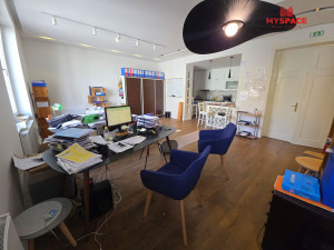 MY SPACE/ Stan/ Ferhadija/ RENOVIRAN/ 120 m2