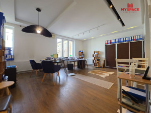 MY SPACE/ Stan/ Ferhadija/ RENOVIRAN/ 120 m2 photo 2