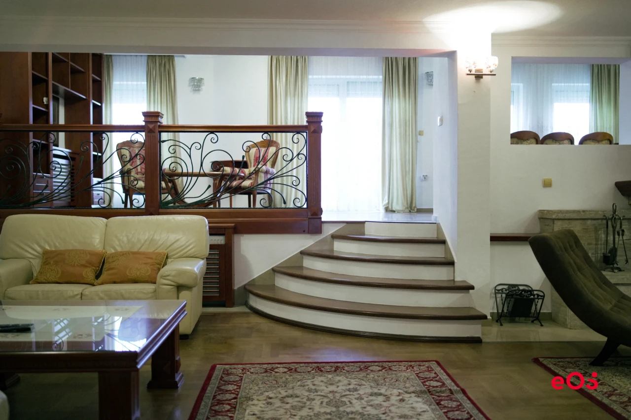 EOS / Stan / Laktaši / Trn / 288,40 m2 6