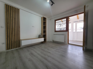 CAPITAL/ Renoviran stan Velešići/ 44m2+67m2/ Garaža