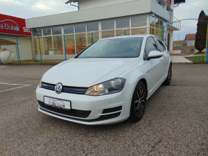 Volkswagen Golf 1.6 TDI- 2013- DERVENTA