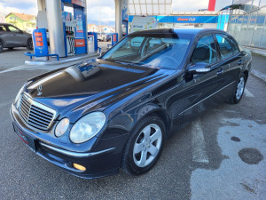 Mercedes-Benz E 220 AVANTGARDE 2006G