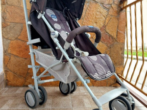 DJECIJA KOLICA KISOBRAN  bebe CHICCO  LONDON UP super lagana