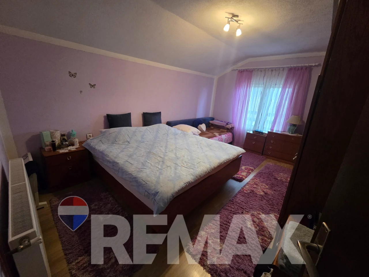 Imanje Jaružani- stambeni dio, poslovni prostor, ribnjak 16