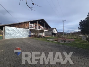 Imanje Jaružani- stambeni dio, poslovni prostor, ribnjak photo 2