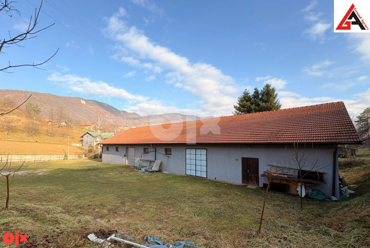 Poslovna zgrada 428 m2 sa 1477 m2 okućnice Sopotnica - Kakanj 4