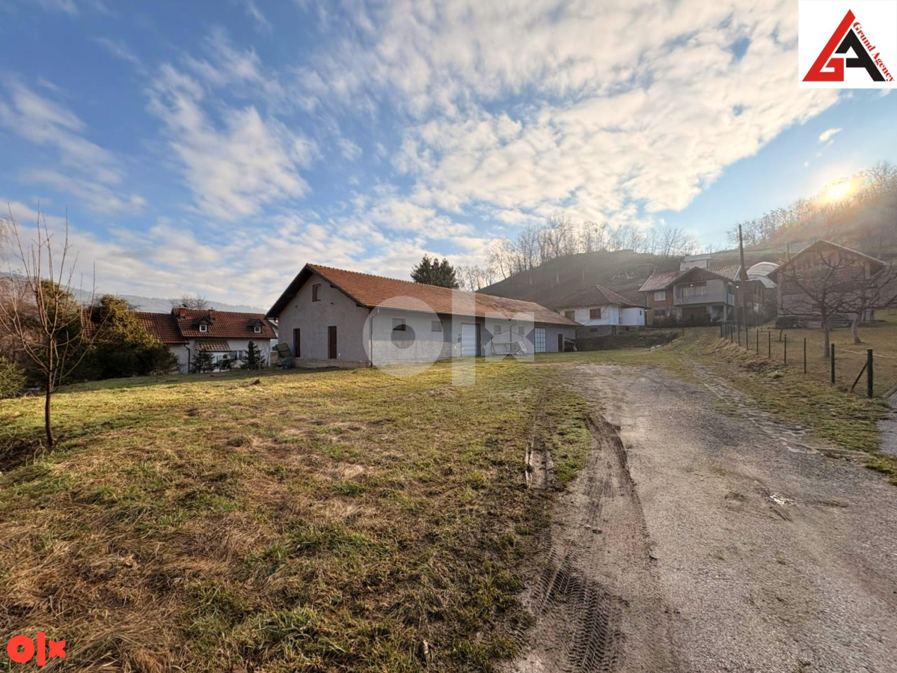 Poslovna zgrada 428 m2 sa 1477 m2 okućnice Sopotnica - Kakanj 20