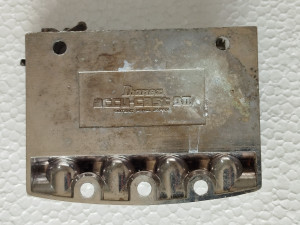 Ibanez Accu-Cast B most za /bas/ gitaru Japan original