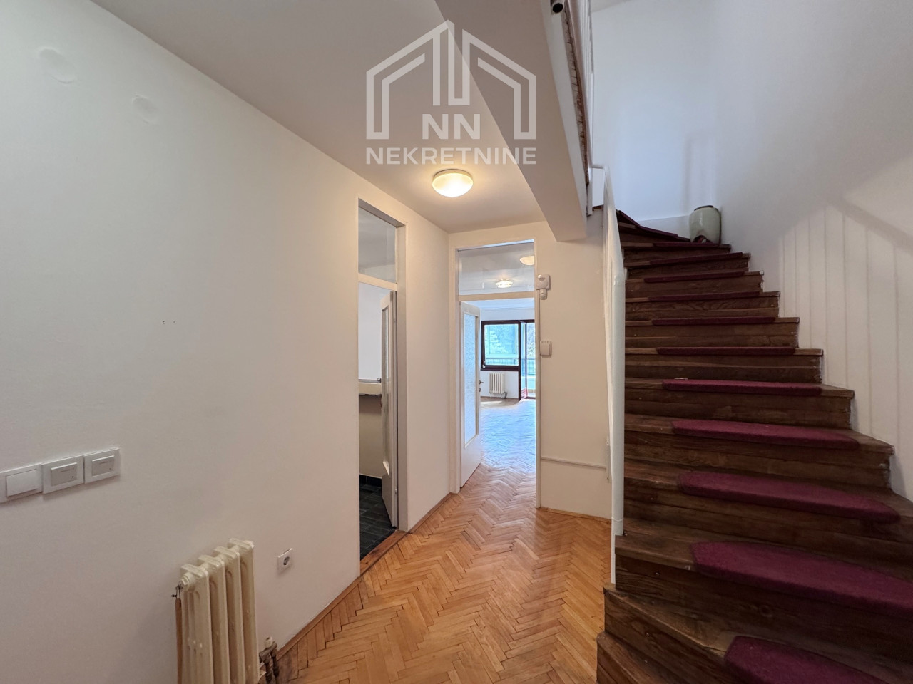 NN Nekretnine : Petosoban stan 105m2 - Papagajka / Stari Grad 8