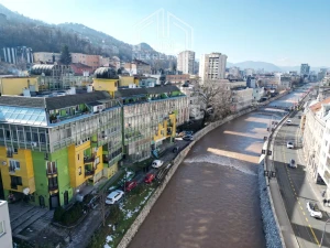 NN Nekretnine : Petosoban stan 105m2 - Papagajka / Stari Grad