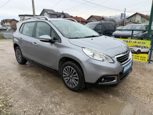 Peugeot 2008 1.6 hdi  NAVI LED