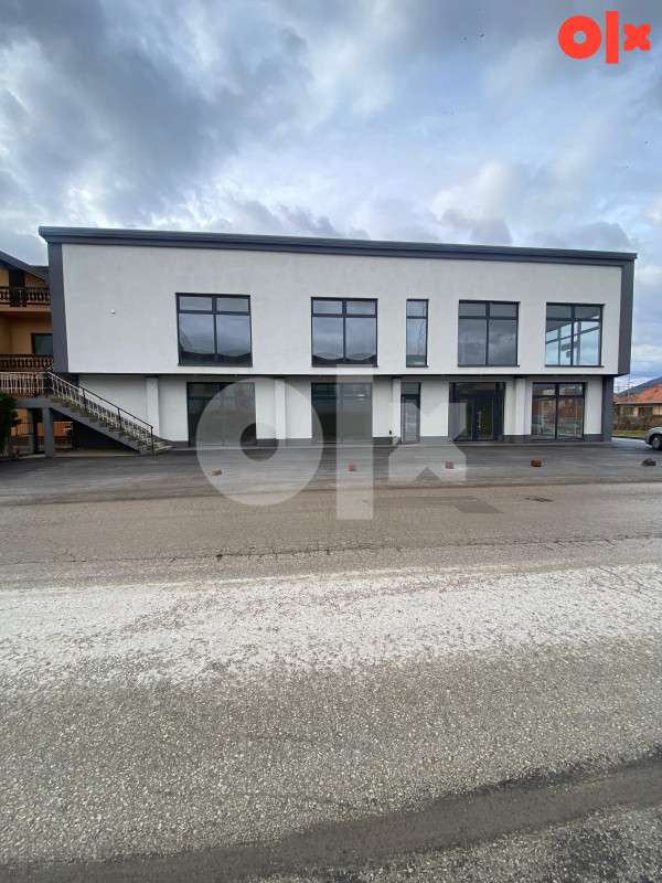 IZDAJE SE - Poslovni prostor 550 m2 - Donje Moštre / Visoko 2