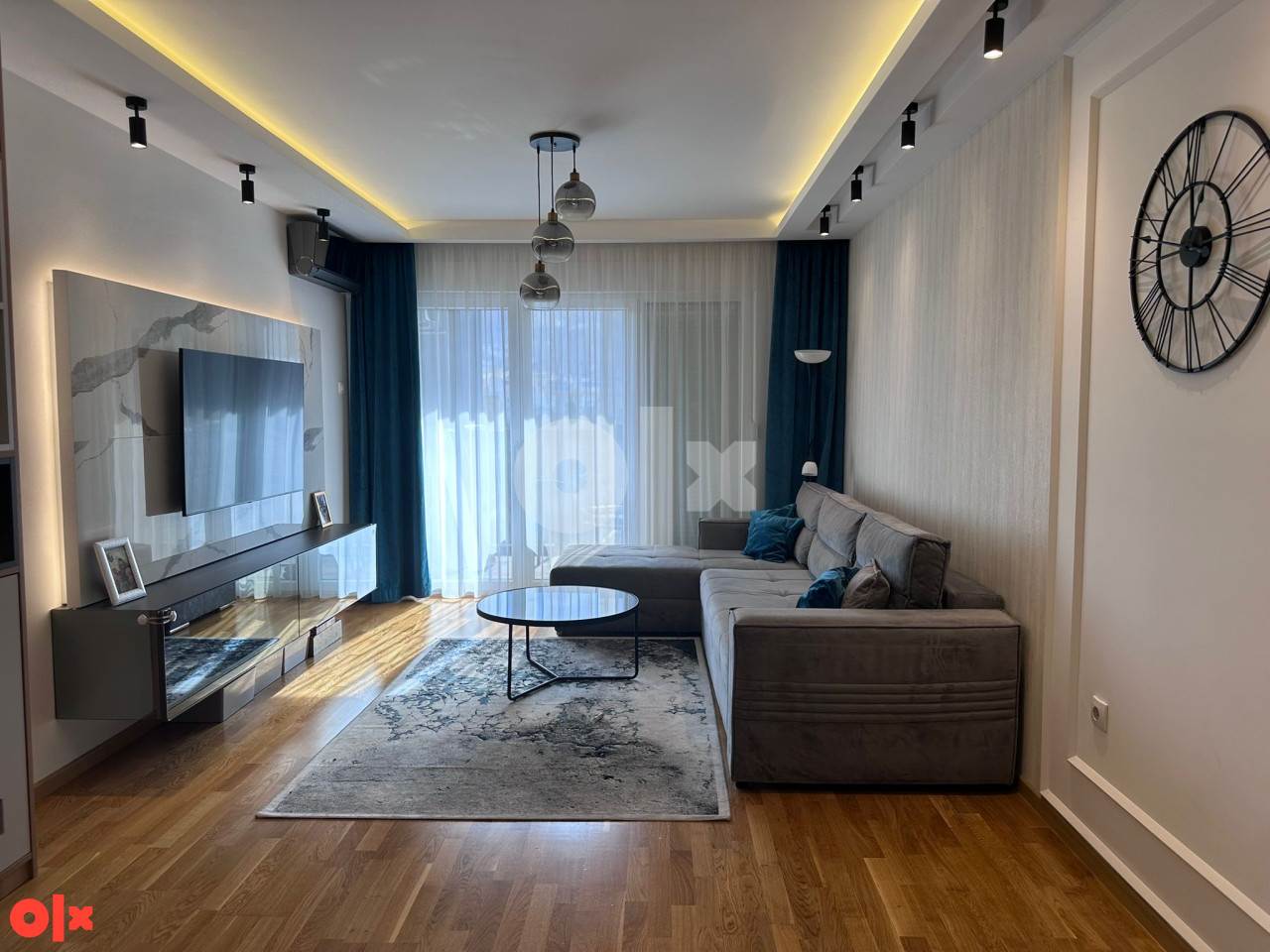 Trosoban stan 67m2 - Borik kod Rebrovačkog mosta