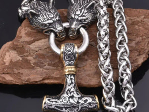 Lancic sa privjeskom