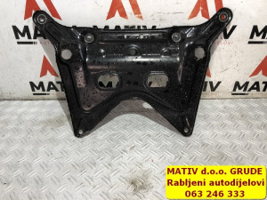 Nosač MOTORA MOSTA Mercedes w212  2011