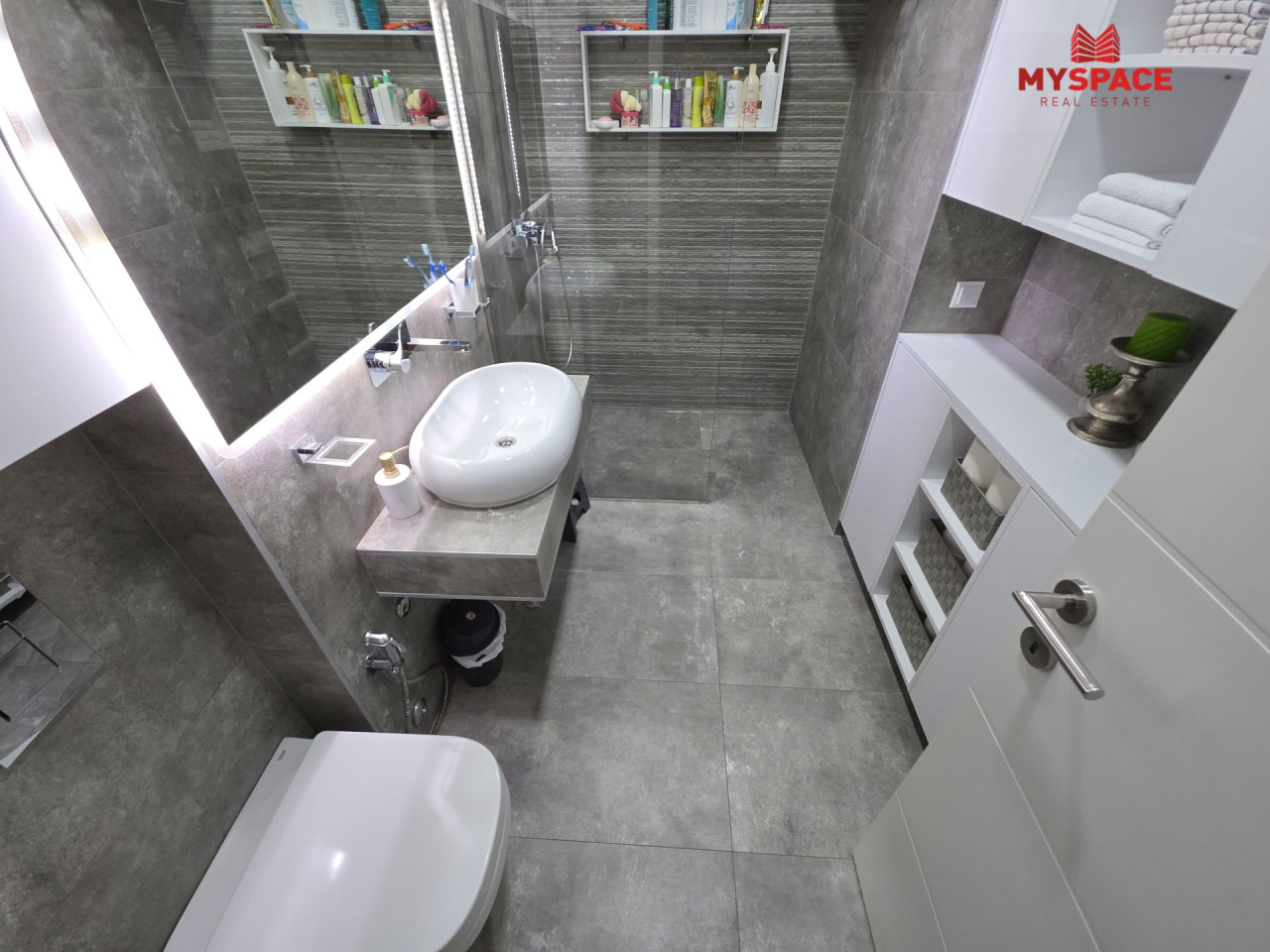 MY SPACE/ Stan/ Centar/ RENOVIRAN/ 103(129)m2 9