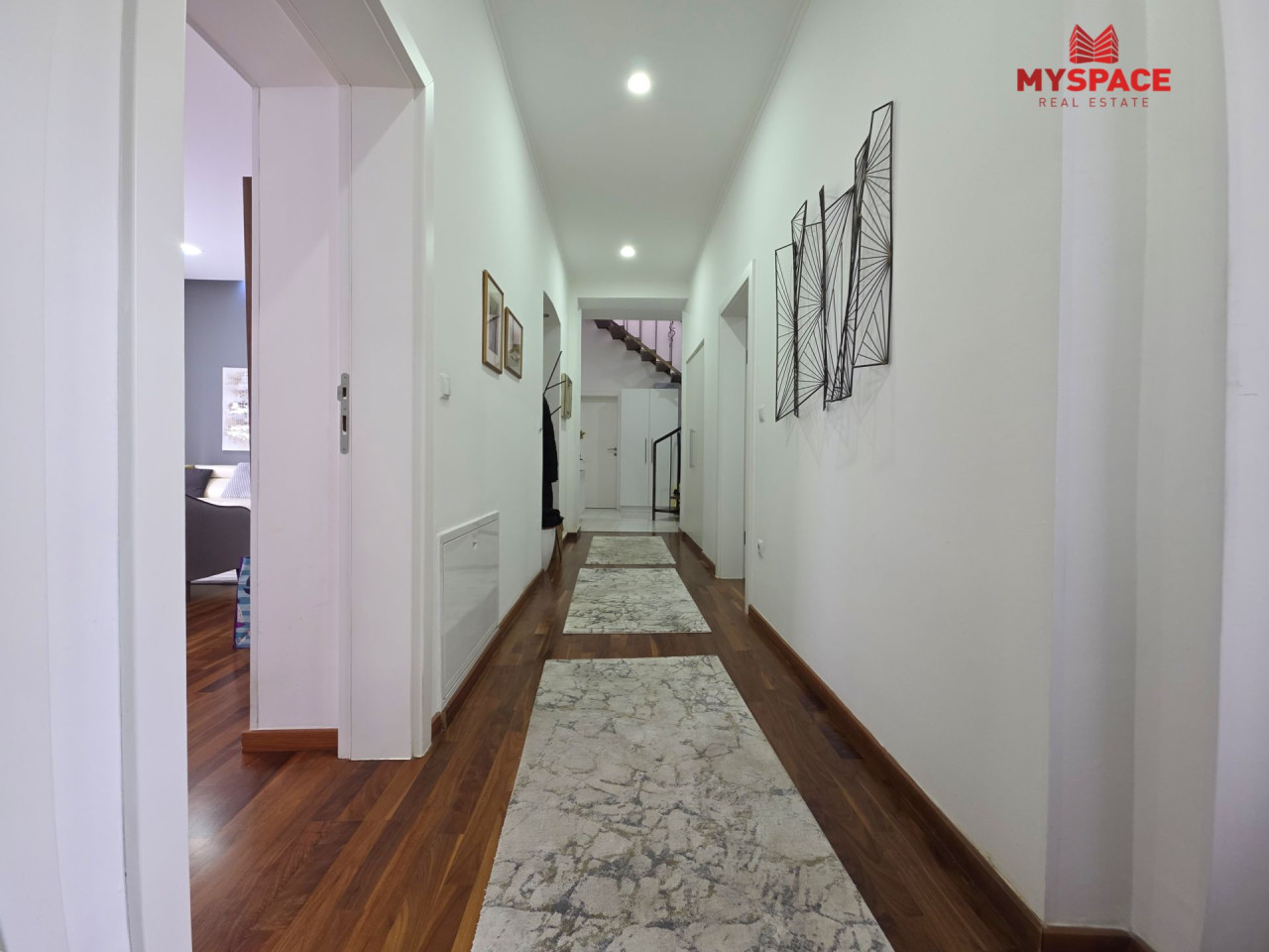 MY SPACE/ Stan/ Centar/ RENOVIRAN/ 103(129)m2 11