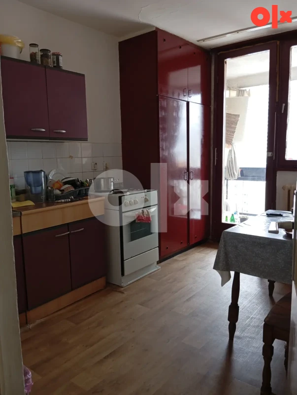 MIJENJAM PRIORITET - Prodajem - Socijalno - Novo Sarajevo 52 m2