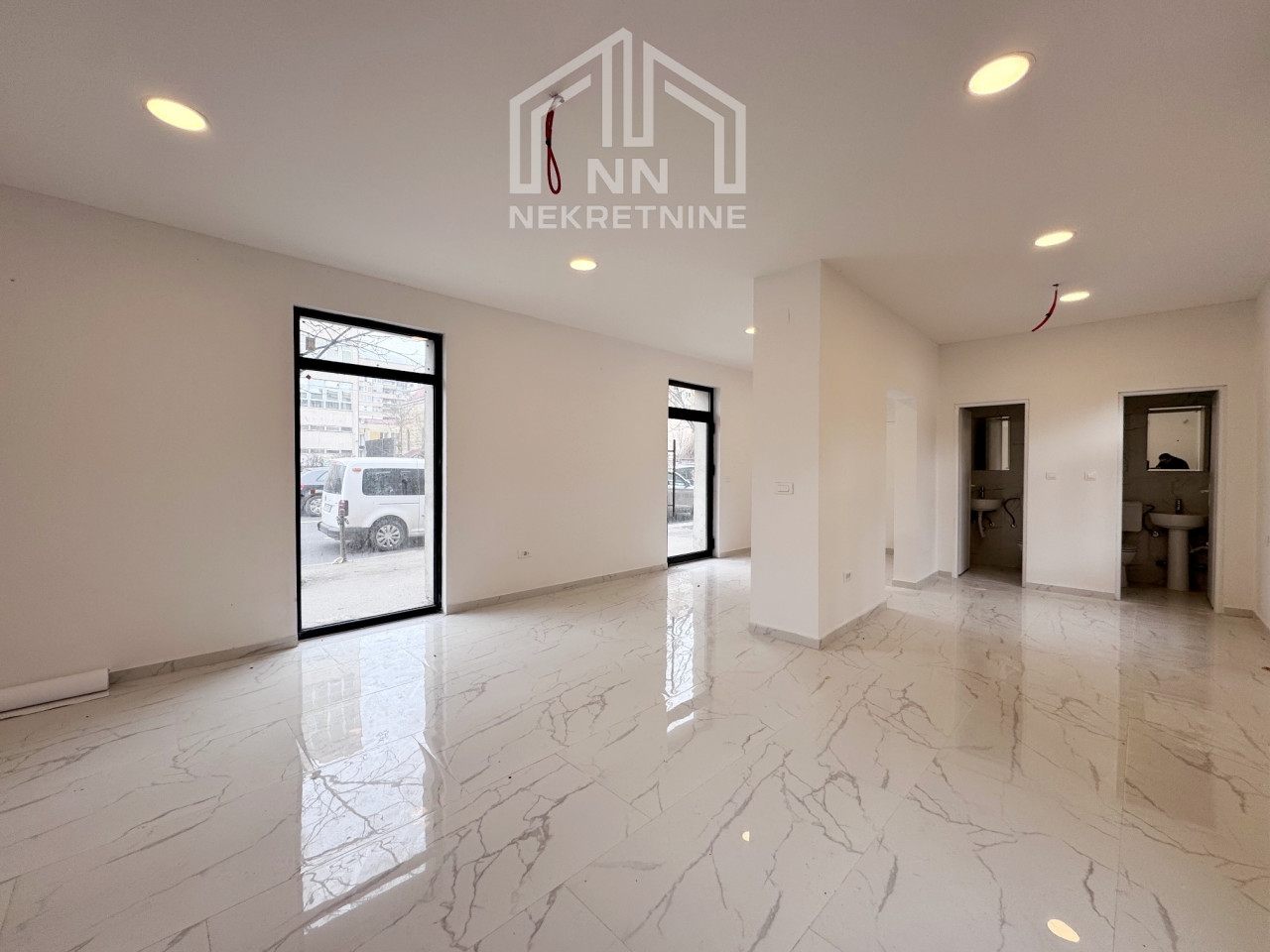 NN Nekretnine : Poslovni prostor 42m2 - Socijalno - renoviran 8