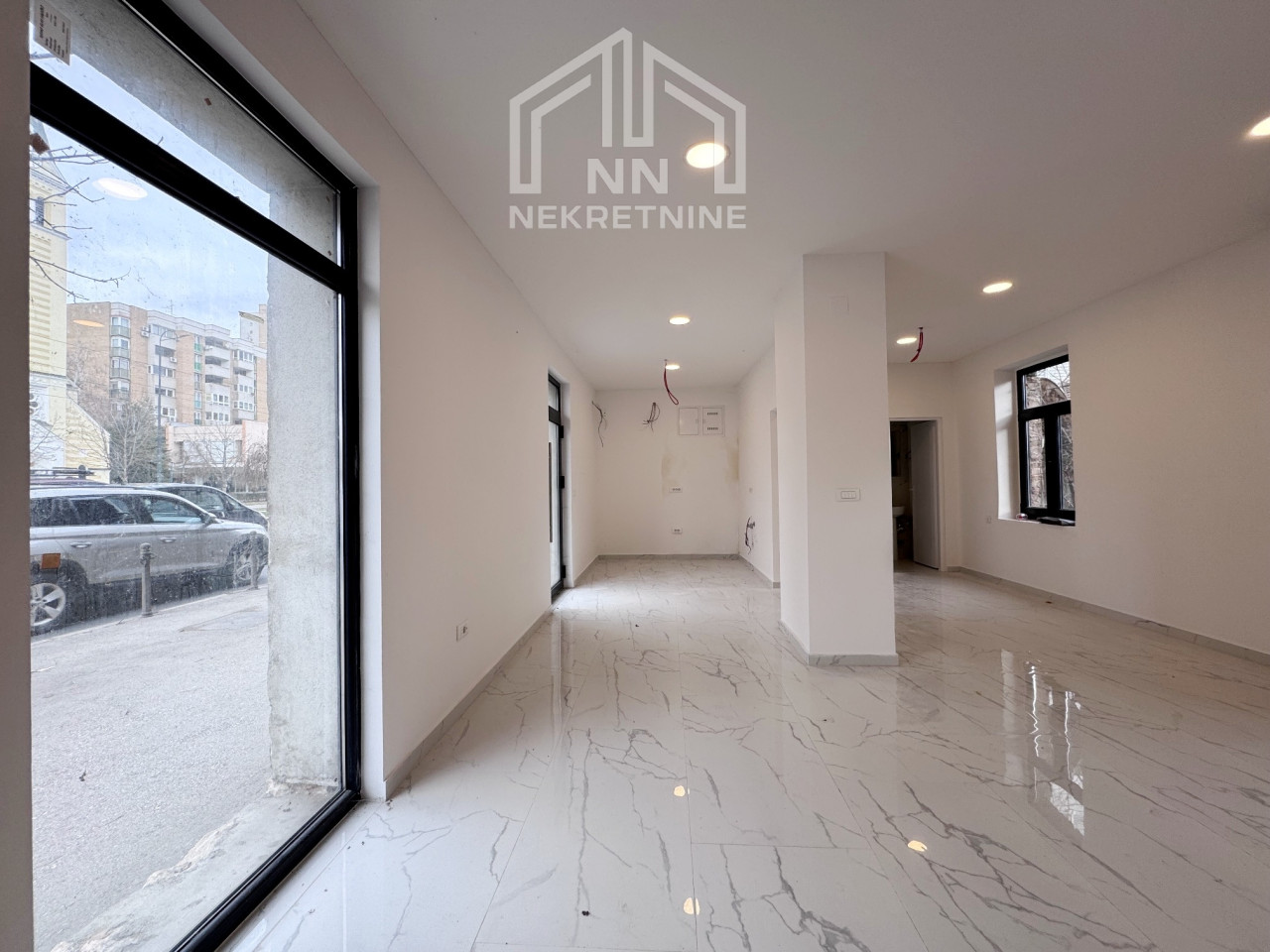 NN Nekretnine : Poslovni prostor 42m2 - Socijalno - renoviran 10