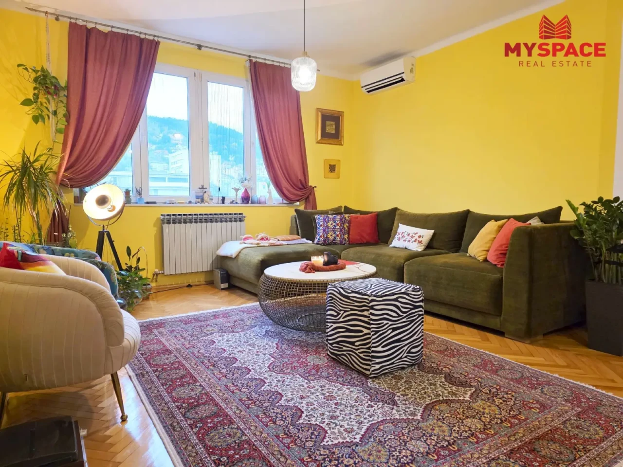 MY SPACE/ Stan/ Centar/ RENOVIRAN/ NAMJESTEN/ 81(90)m2 10