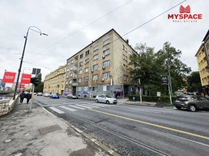 MY SPACE/ Stan/ Centar/ RENOVIRAN/ NAMJESTEN/ 81(90)m2