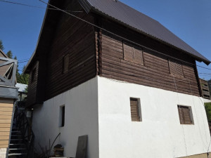 Prodaja - vikendica 90m2 - naselje Šaror, Jahorina