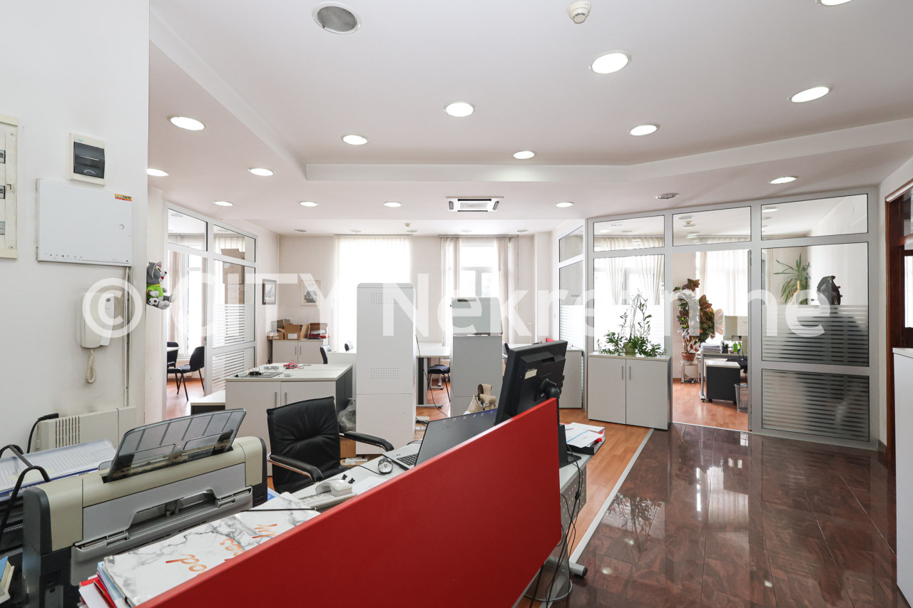 Poslovni prostor - Novo Sarajevo - Velešići - 142 m2