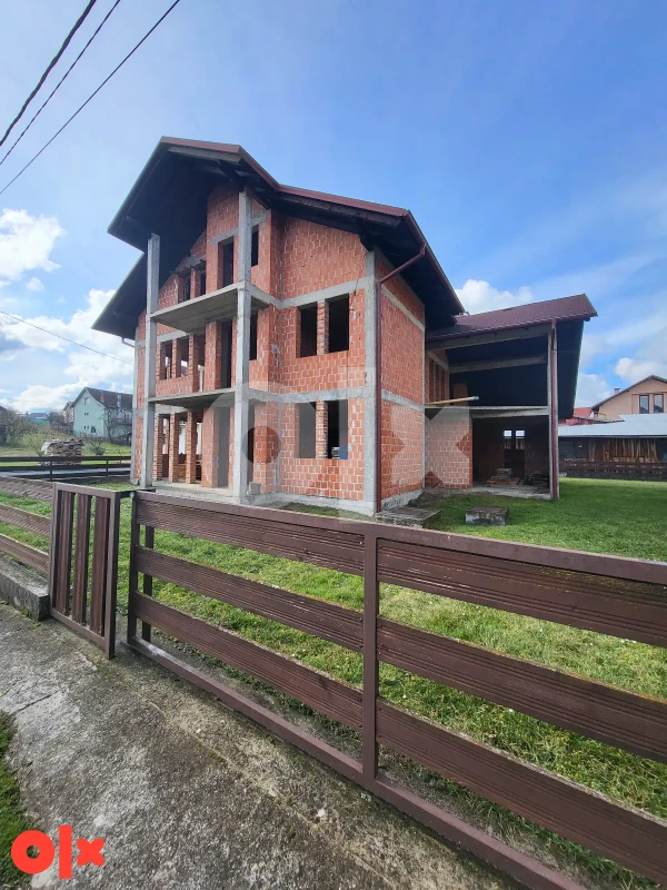 Kuća Kozarska Dubica 415 m2 2