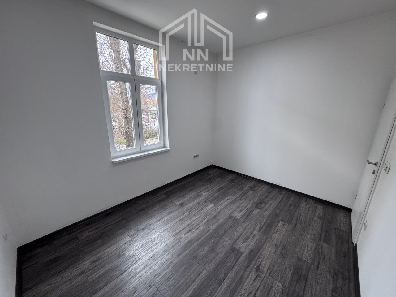 NN Nekretnine : Petosoban stan 126m2 - Ilidža 9